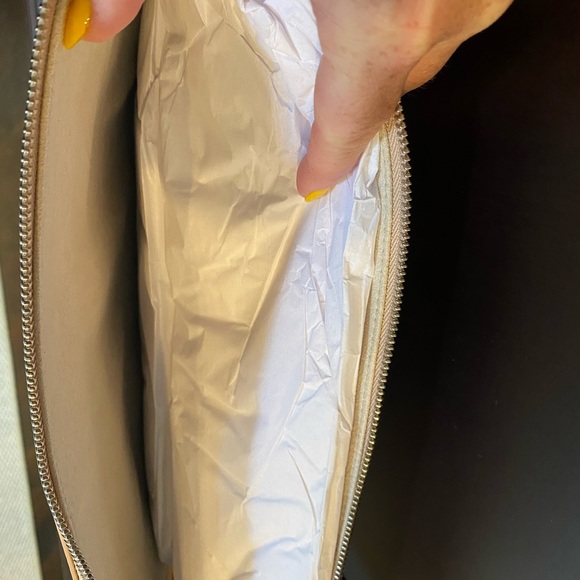 NWOT: AUDEMARS PIGUET: Leather Folio Case - Picture 8 of 8